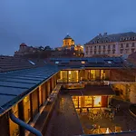 Bazilika Alatt Panzió Panzió Esztergom