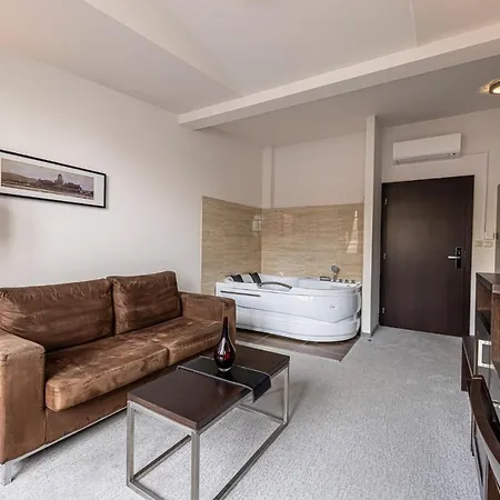 Bazilika Alatt Panzio 4*