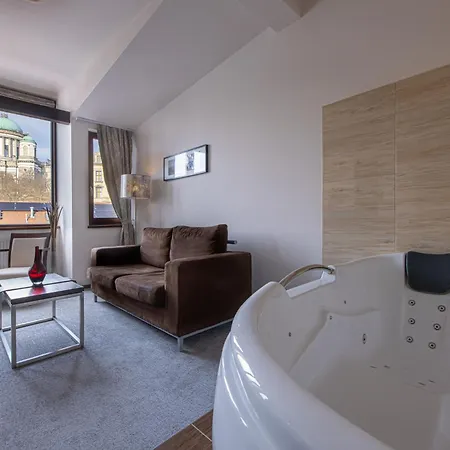 Bazilika Alatt Panzio 4*