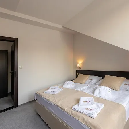 Bazilika Alatt Panzio