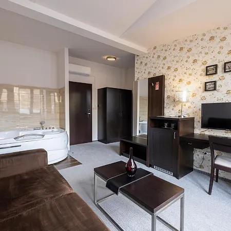 Bazilika Alatt Panzio 4* Esztergom