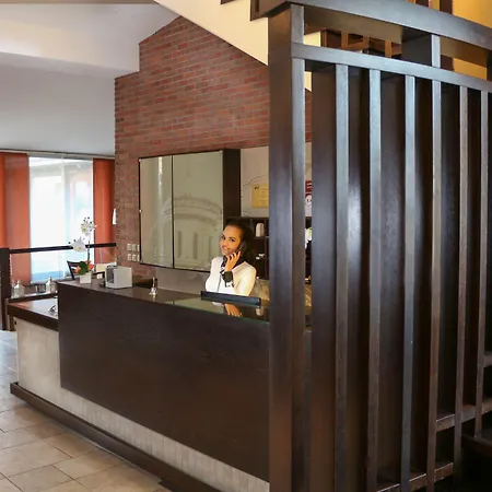 Bazilika Alatt Panzio Bed & Breakfast Esztergom