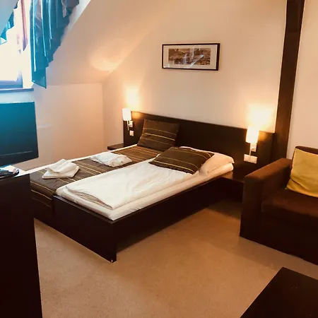 Bed & Breakfast Bazilika Alatt Panzio Esztergom