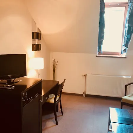 Bazilika Alatt Panzio 4* Esztergom