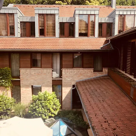 Bazilika Alatt Panzio 4* Esztergom