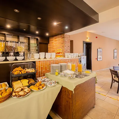 Bazilika Alatt Panzio 4* Esztergom