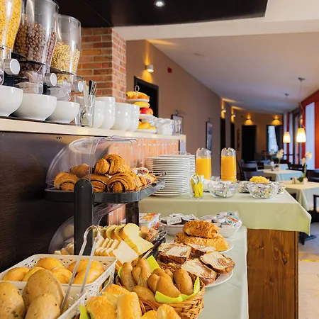 Bed & Breakfast Bazilika Alatt Panzio 4*