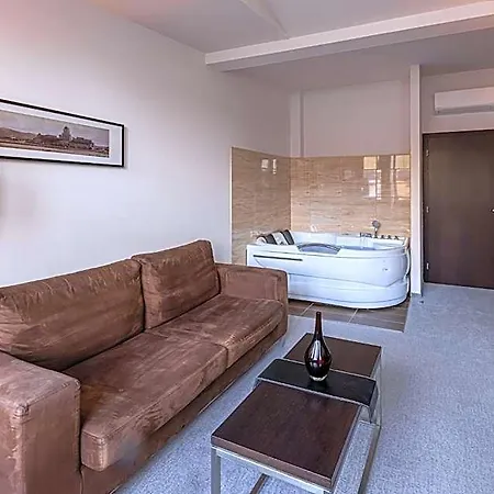 Couette-café Bazilika Alatt Panzio 4*