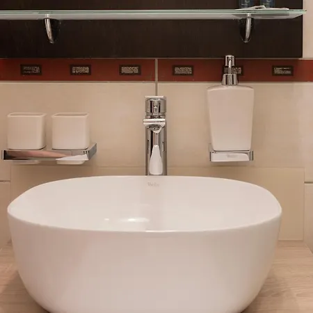 Bed and Breakfast Bazilika Alatt Panzio 4*