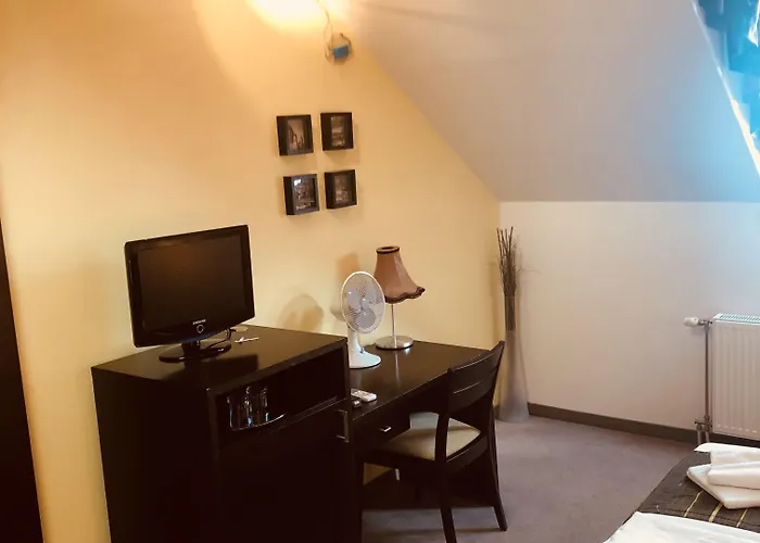 Bed & Breakfast Bazilika Alatt Panzio 4*